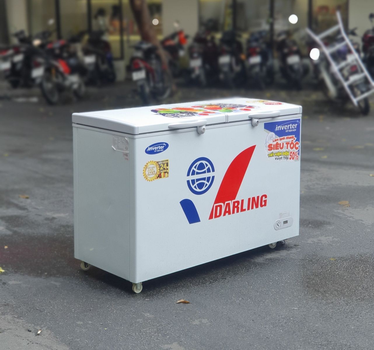 than long tu dong darling day ben